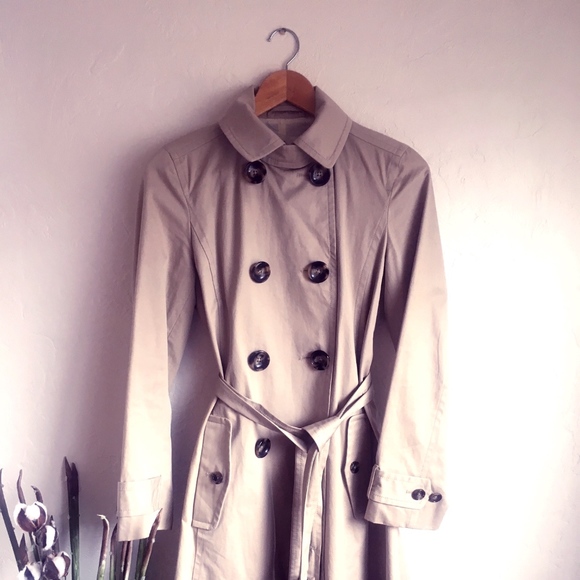 Banana Republic Jackets & Blazers - Banana Republic Trench Coat